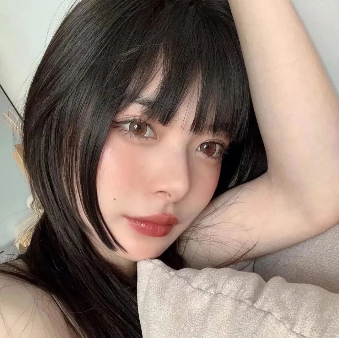 女警出更